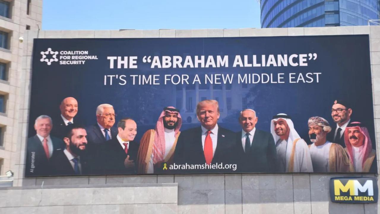 Foto Pemimpin Negara-Negara Arab Bersanding dengan Netanyahu dan Trump di Tel Aviv, Tak Ada Pemimpin Iran