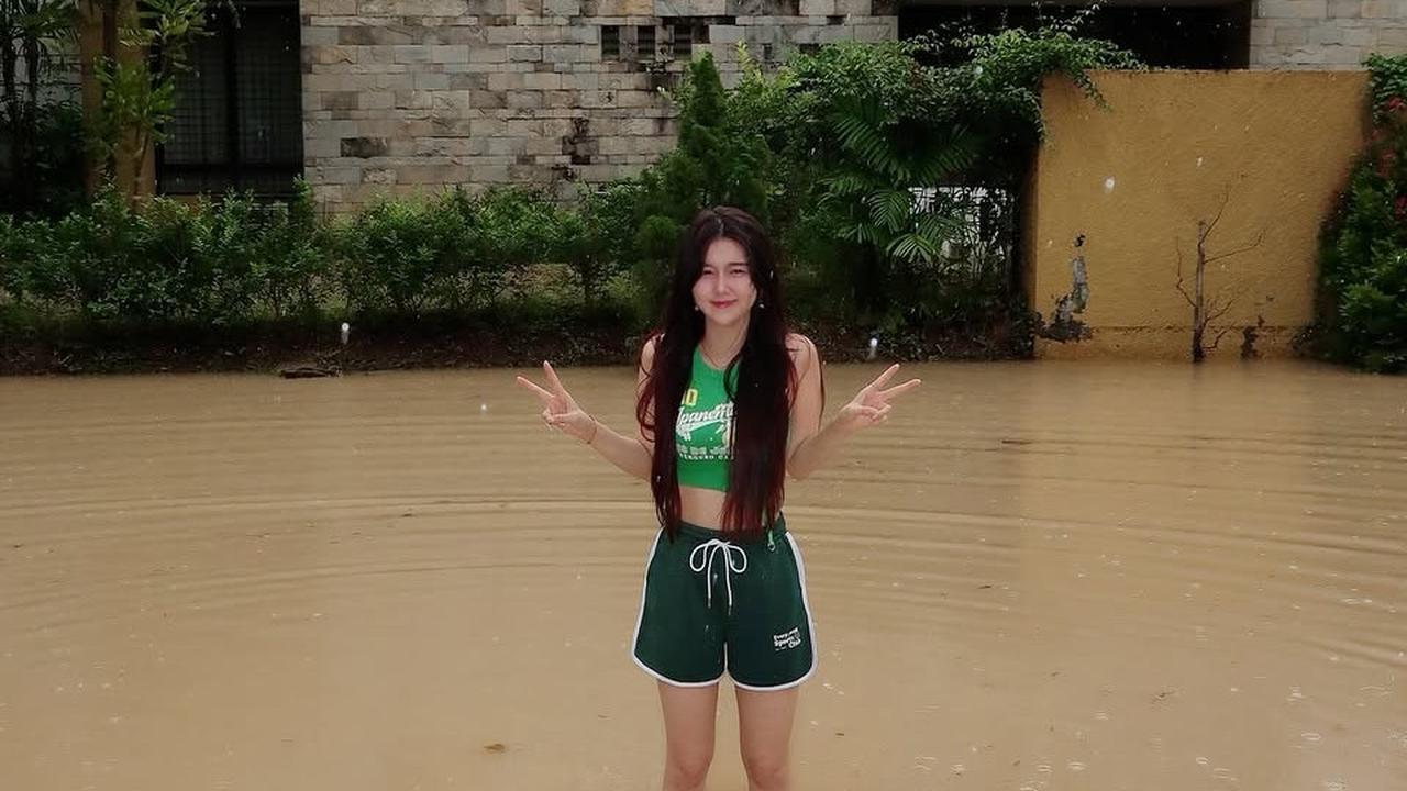 Deretan Artis Pamer Rumah Mewahya Kebanjiran, Ada Ziva Magnolya Sibuk Bersihkan Lumpur hingga Vilmei Terpaksa Banjir-banjiran