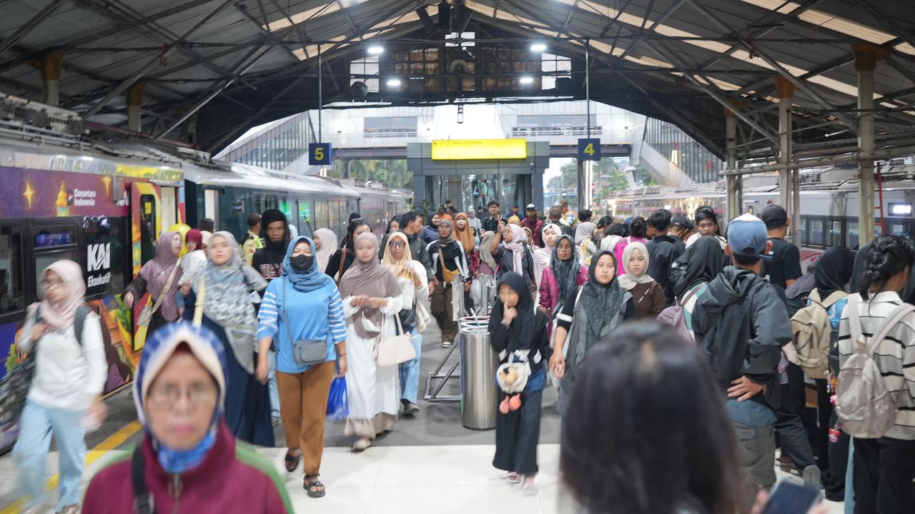 Libur Panjang Iduladha, 61.000 Penumpang Kereta Api Padati Kota Bandung