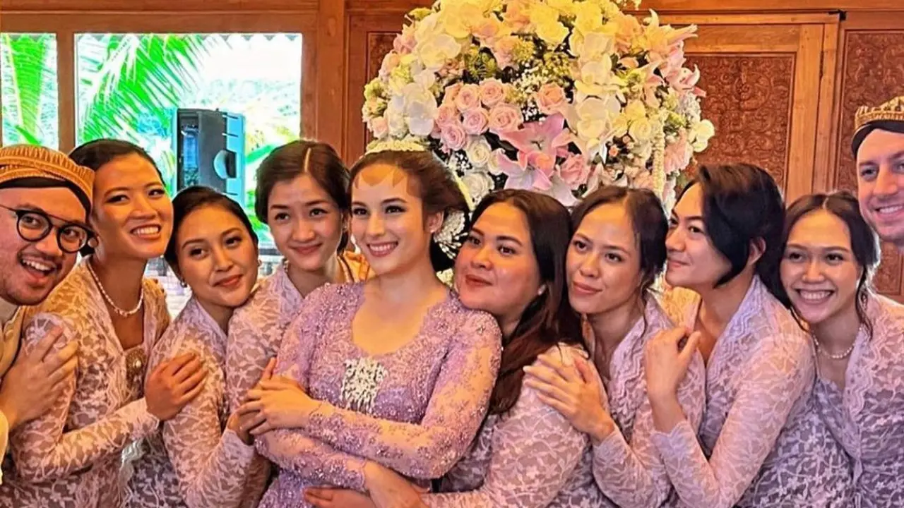 Chelsea Islan acara siraman