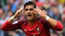 2. Andre Silva (Portugal) -  Andre Silva penyerang masa depan Portugal gagal tampil memukau di Piala Konfederasi 2017. Ketajaman striker baru AC Milan tersebut menurun drastis, dia hanya melesakkan satu gol dari lima laga. (AFP/Yuri Kadobnov)