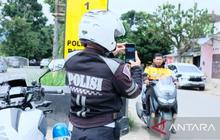 Satlantas Polresta Bandung Uji Coba Penindakan Pelanggaran dengan ETLE Genggam