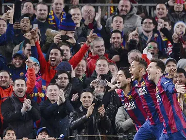 Barcelona pernah memiliki Trio penyerang hebat yaitu Lionel Messi, Luis Suarez dan Neymar Jr. (AFP/Josep Lago)
