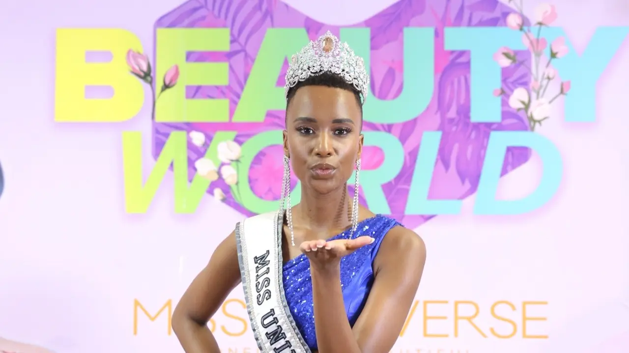 Miss Universe 2019, Zozibini Tunzi/dok. Daniel Kampua