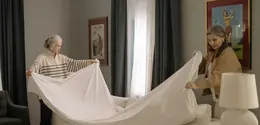 Perlengkapan tidur disebut dapat mengumpulkan sel kulit mati, tungau debu, hingga berbagai partikel tubuh lain (Sumber: Pexels.com)