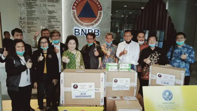 Jokowi Center dan Diaspora Indonesia Network China Beri Bantuan ke BNPB