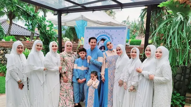 6 Momen Syukuran Akikah dan Khitan Anak Fairuz A Rafiq, Dihadiri Sejumlah Artis