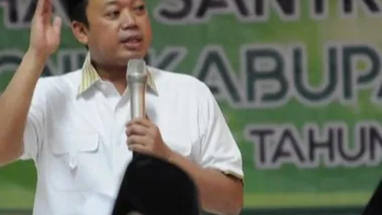 Lebih lanjut, dia menilai isu munaslub dijadikan sebagai peringatan bagi Partai Golkar dalam menghadapi kontestasi demokrasi di 2024 mendatang. 

Dia menegaskan, pihaknya tengah fokus perencanaan Pileg di 2024.