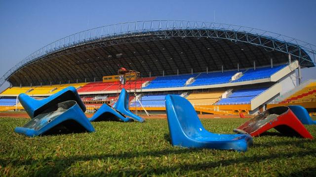 perusakan stadion jakabaring tarik