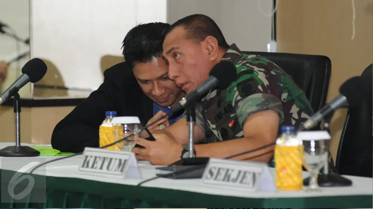 20170202-Puluhan Wasit Piala Presiden Ucapkan Janji Integritas di Makostrad-Jakarta