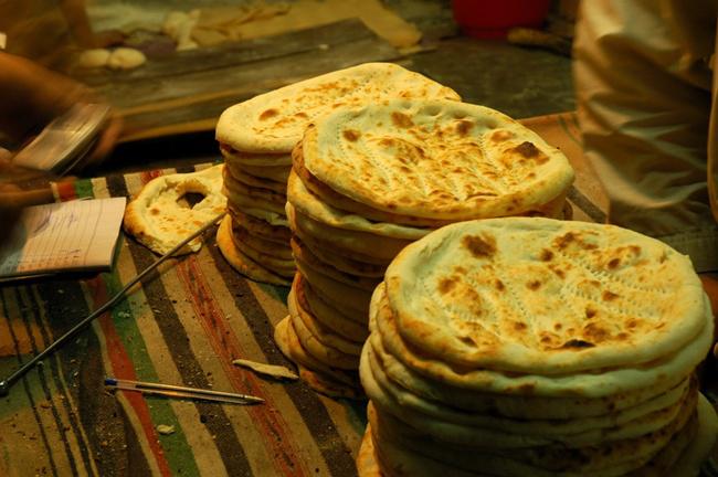 Roti khas pakistan | Photo: Copyright wikipedia.com