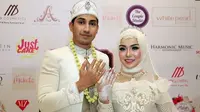 Medina Zein menikah dengan Lukman Azhari