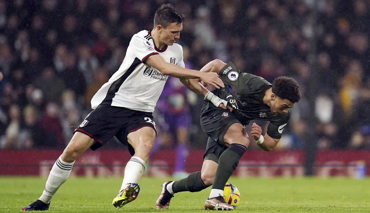 Joao Palhinha merupakan rekrutan cerdik yang dilakukan Fulham di musim 2022. Diboyong dari Sporting Lisbon seharga 20 juta Euro, pemain Portugal itu sukses menjelma menjadi pemain penting sekaligus salah satu gelandang terbaik Premier League musim ini. (John Walton/PA via AP)