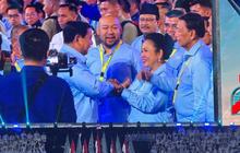Genggaman Tangan Prabowo Pada Titiek Soeharto di Depan Jenderal Sepuh TNI jadi Sorotan