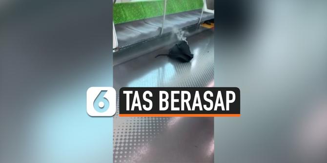 VIDEO: Kepanikan Penumpang Kereta Saat Asap Muncul dari Sebuah Tas