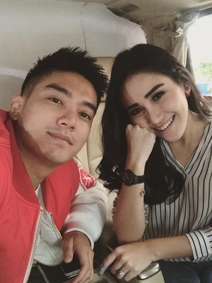 [Bintang] Ayu Ting Ting - Boy William