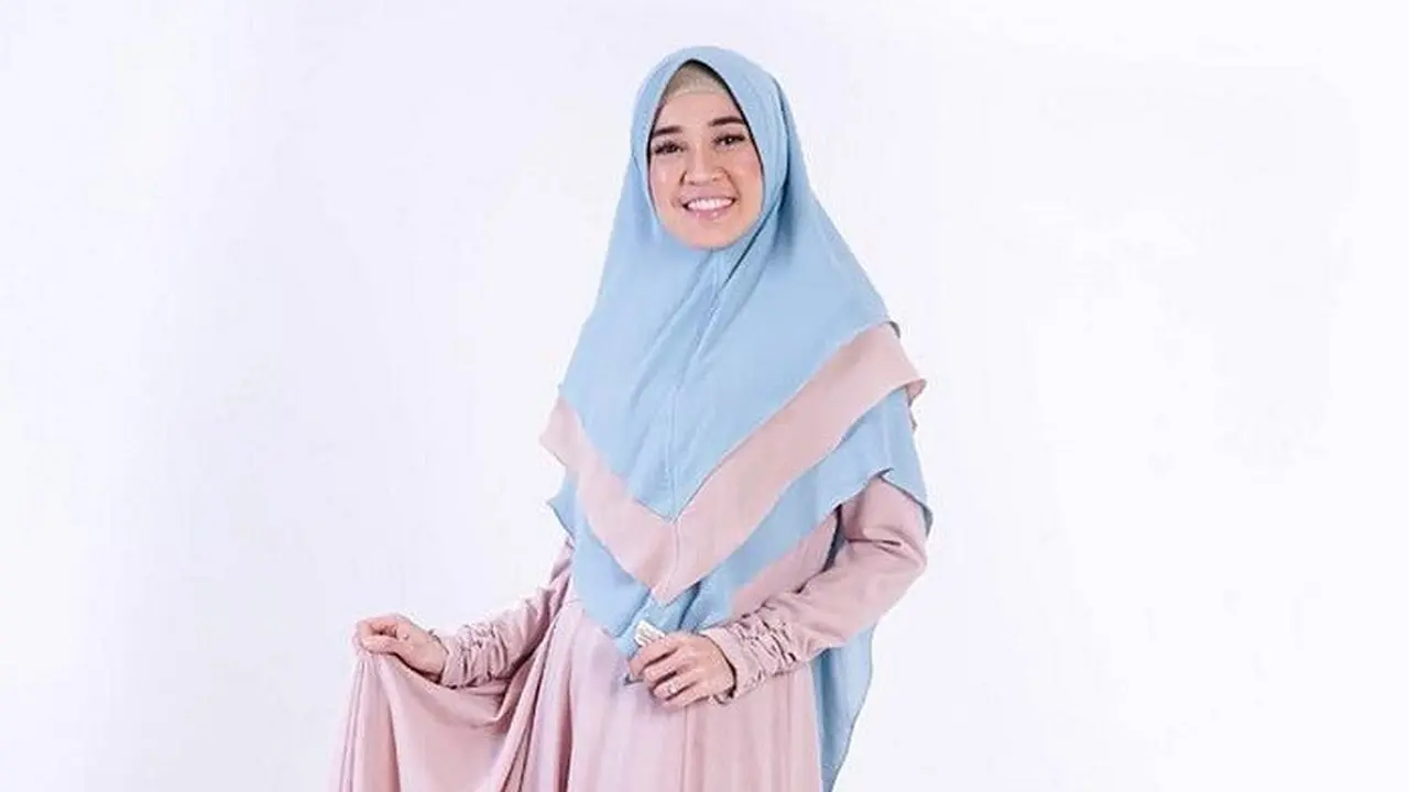 Dhini Aminarti