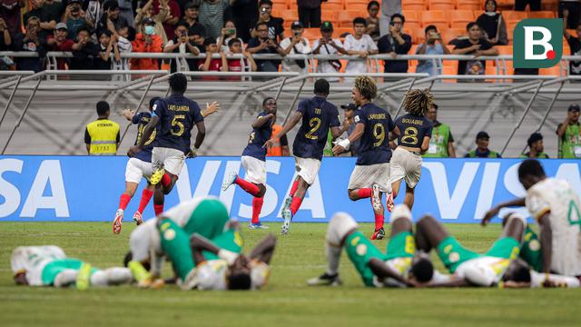 Foto: Aksi Heroik Paul Argney saat Adu Penalti Bawa Timnas Prancis U-17 Singkirkan Senegal dan Lolos ke Perempat Final Piala Dunia U-17 2023