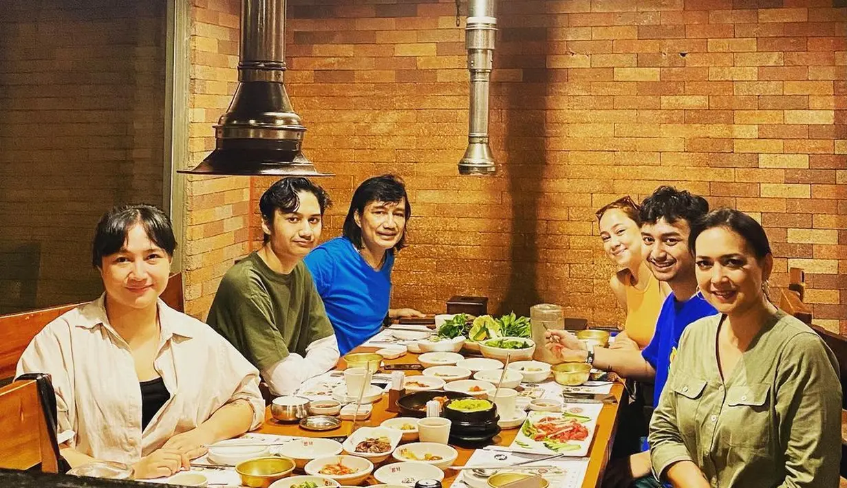 [Instagram/katonbagaskara]