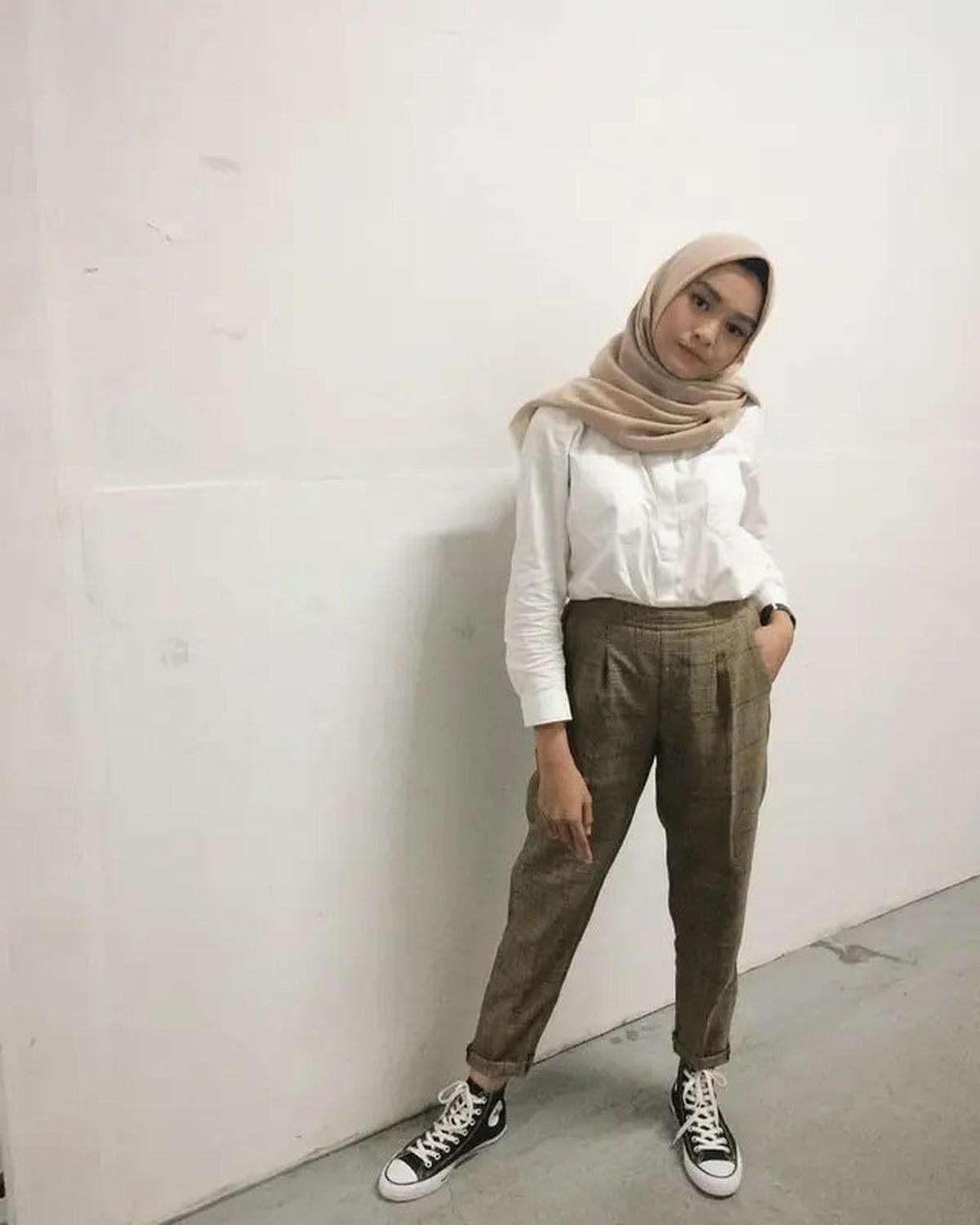 6 Potret Masa Remaja Salma Salsabil, Menikah di Usia 22 Tahun Tuai Pro Kontra