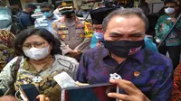 LPSK dan BNPT menyerahkan dana kompensasi bagi korban aksi teroris di Mapolres Cirebon kota bebarapa tahun silam. Foto (istimewa)