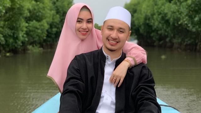 Kartika Putri Ungkap Alasan Habib Usman Bin Yahya Tetap Menikahinya Meski Tak Bisa Masak Showbiz Liputan6 Com