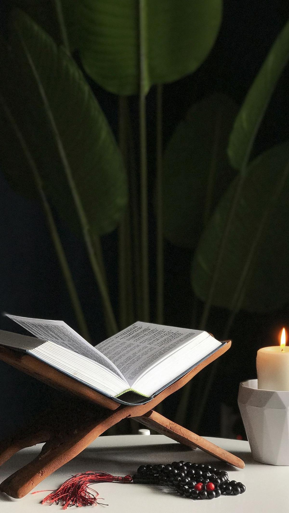<b>Bacaan Doa Jenazah Laki-Laki dan Perempuan</b>