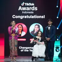TikTok Awards Indonesia 2025 menjadi ajang penghargaan bergengsi yang merayakan kreativitas dan dampak positif para kreator serta publisher dalam membangun komunitas melalui konten menghibur dan inspiratif. (Foto: Tiktok Indonesia.doc)