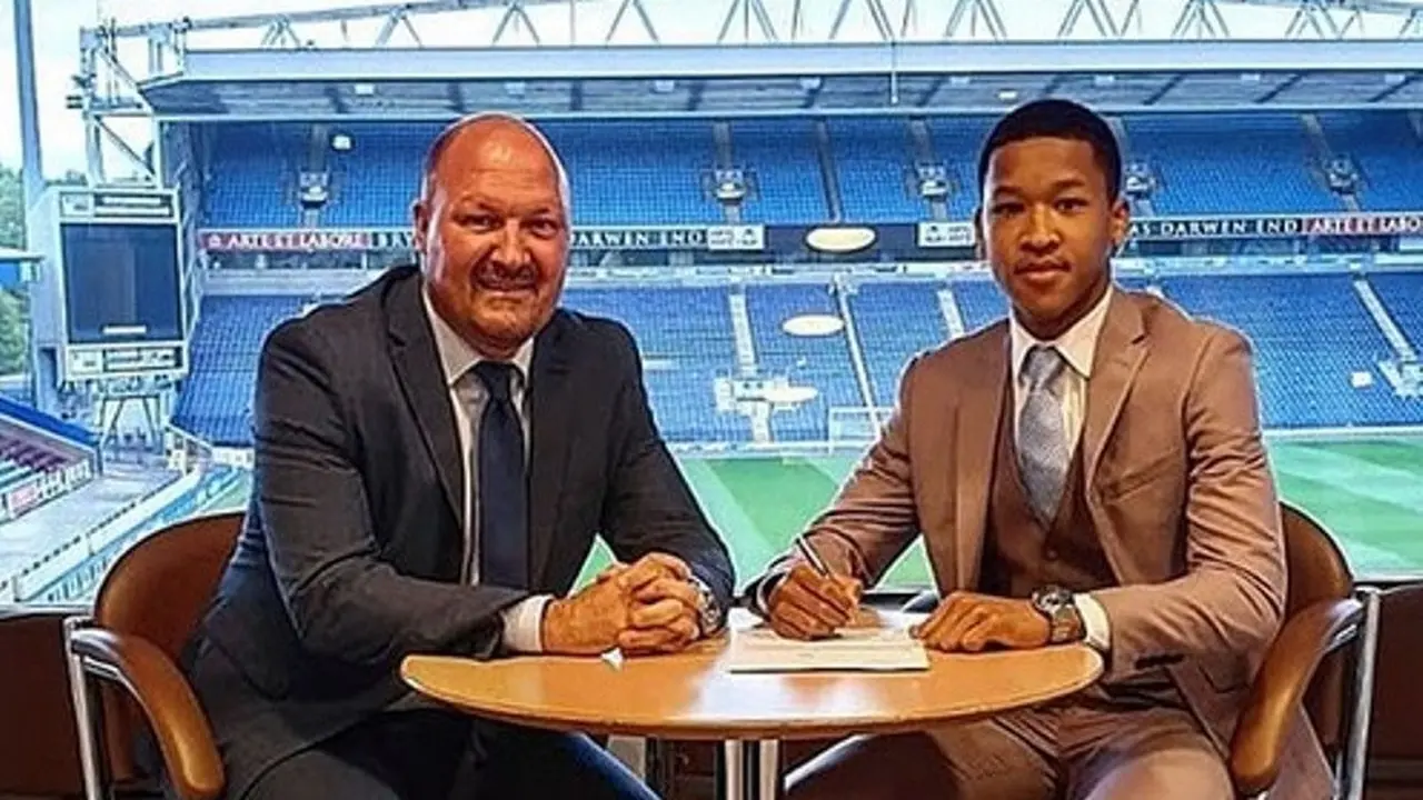 Klub Liga Inggris Rekrut Bocah Indonesia Joseph Simatupang Ferguson