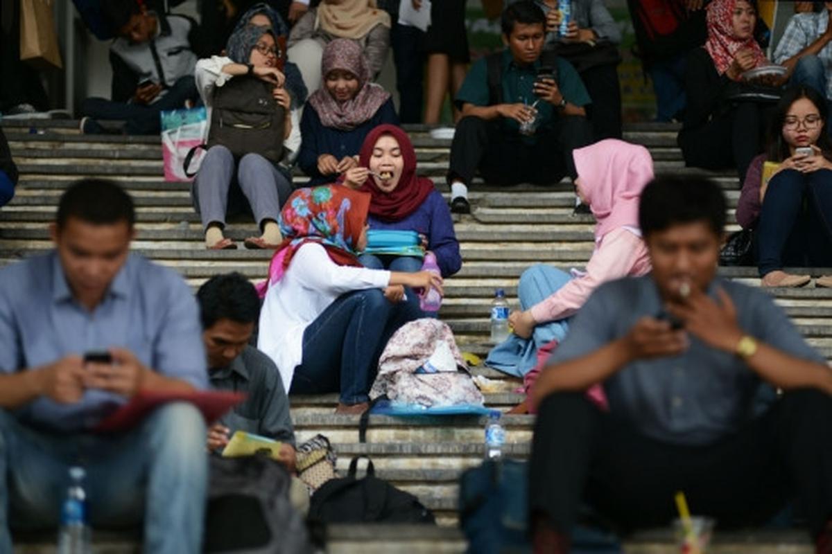 Geliat pencari kerja serbu Job For Career 2015