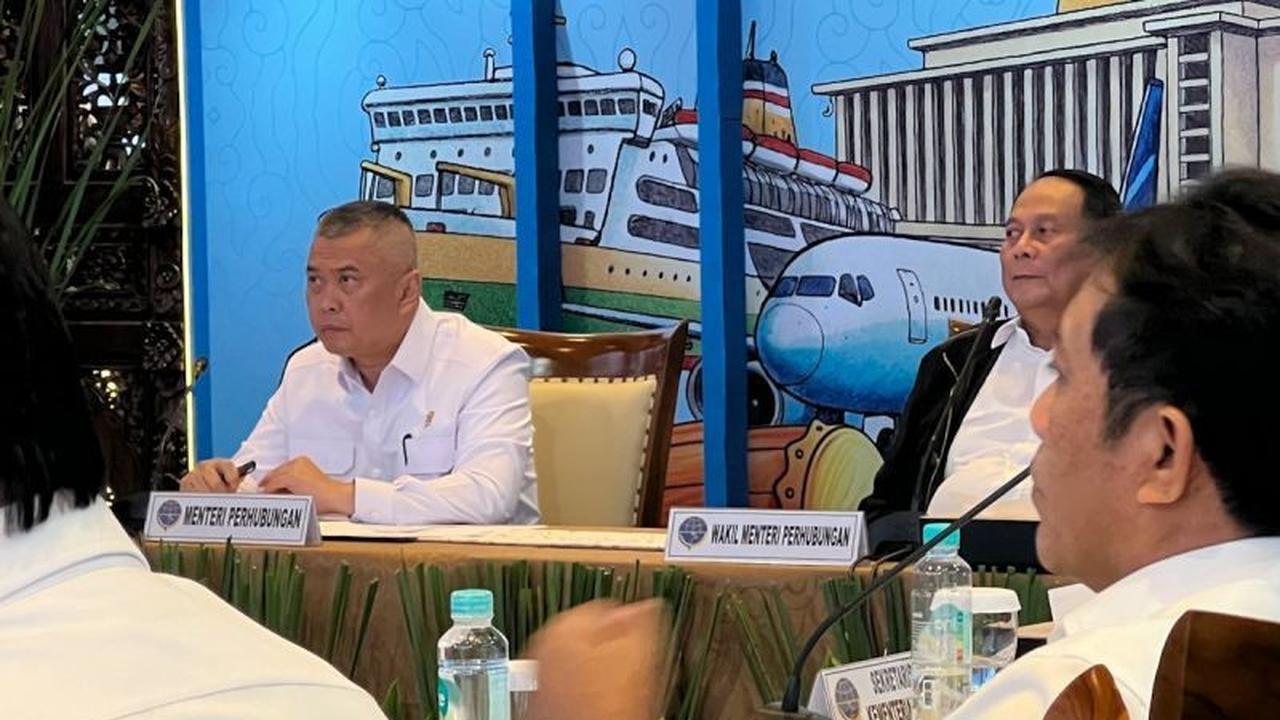 Menhub Dudy Perkuat Pengawasan Angkutan Lebaran 2026 Melalui Posko Terpadu