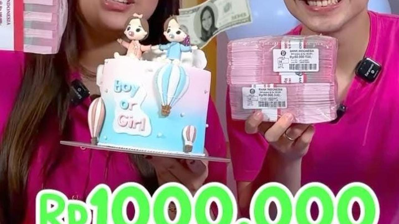 Membagikan uang ke warganet sebagai hadiah.