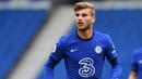 1. Timo Werner - Bomber berusia 24 tahun asal Jerman ini didatangkan Chelsea dari klub Bundesliga RB Leipzig. Chelsea mengeluarkan dana sebanyak 53 juta euro untuk melabuhkan Kai Havertz dari RB Leipzig. (AFP/Glyn Kirk)