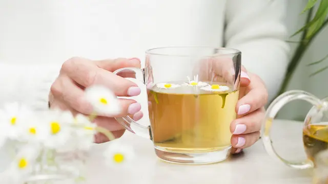 Ilustrasi teh chamomile