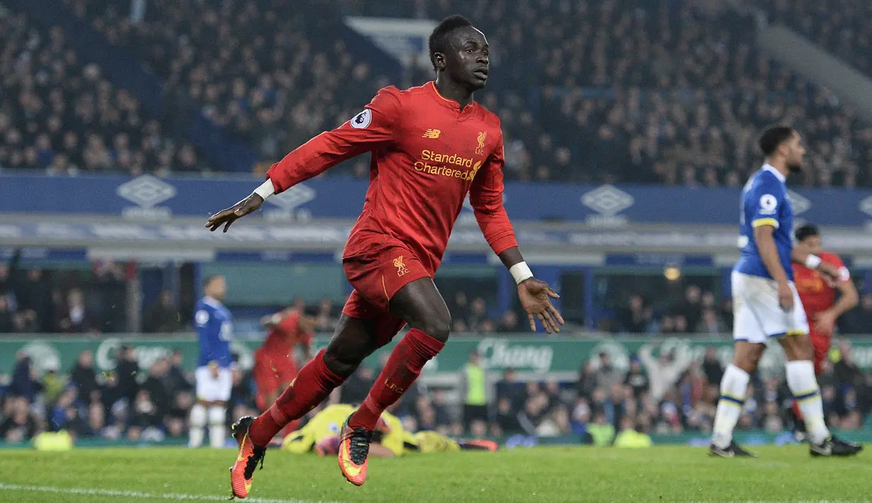 8. Sadio Mane (Liverpool) - 16 gol dan 4 assist, total 20. (AFP/Oli Scarff) 