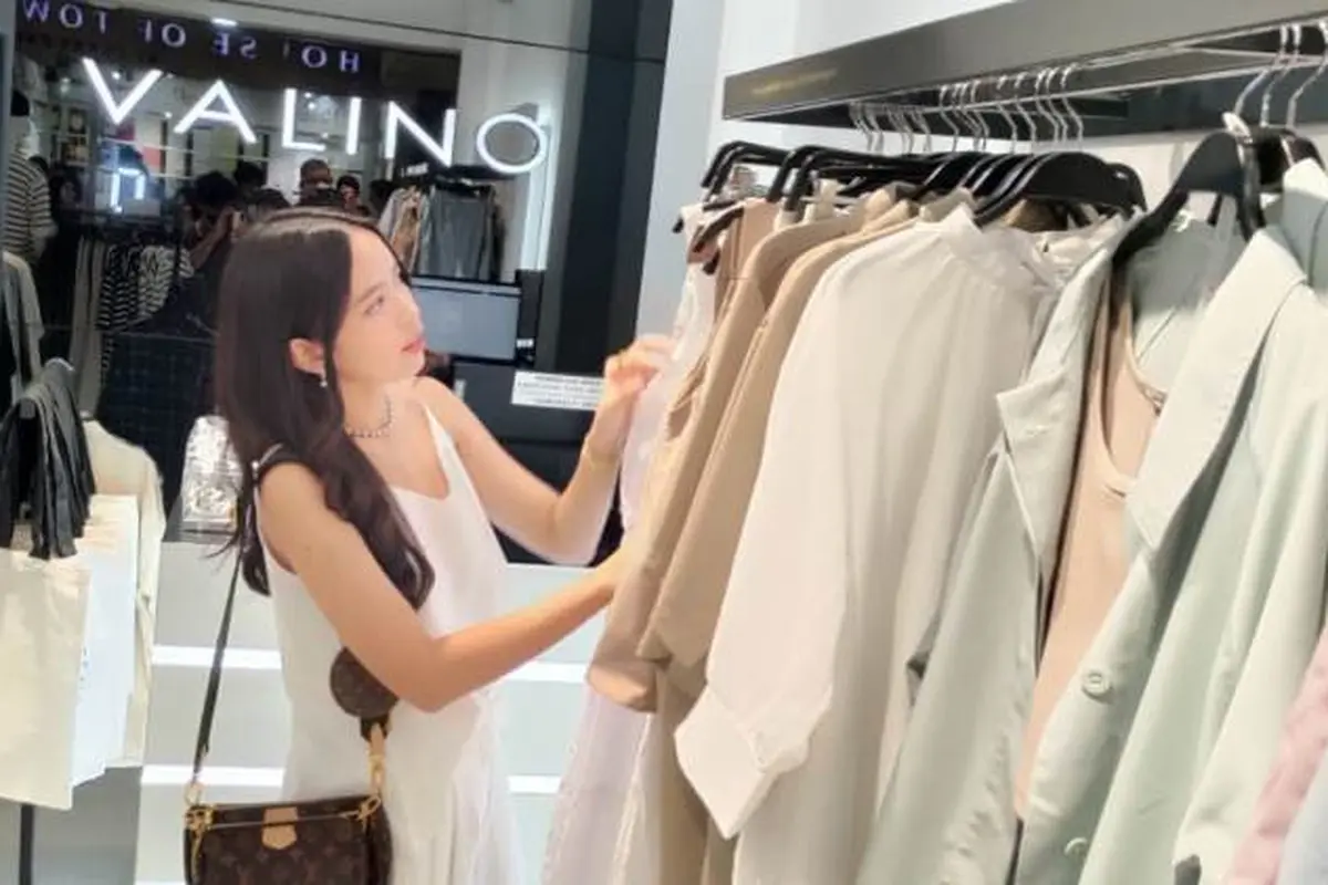 Desain Timeless dan Klasik Jadi Pilihan Claudia Isabella untuk Fashion
