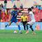 Penyerang PSIM Yogyakarta, Deri Corfe, menghadapi tekanan dari bek PSM Makassar, Aloisio Neto, dalam duel BRI Super League 2025/2026 di Stadion Sultan Agung, Bantul, Jumat (10/4/2026). (Doc PSIM)
