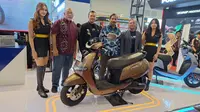 TVS Pamer Motor Listrik iQube yang Lebih Murah di IMOS 2024 (Arief A/Liputan6.com)