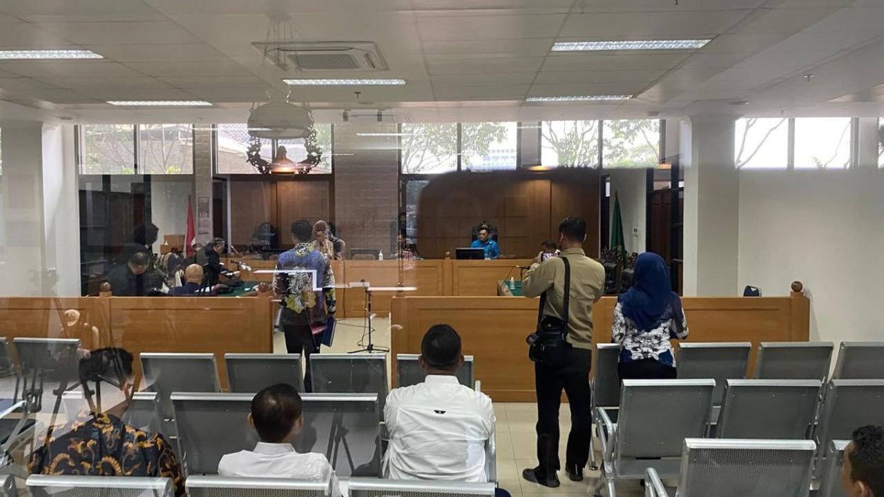 Gayus mengatakan, agenda sidang perdana memeriksa administrasi. Sidang juga akan digelar tertutup.<br>