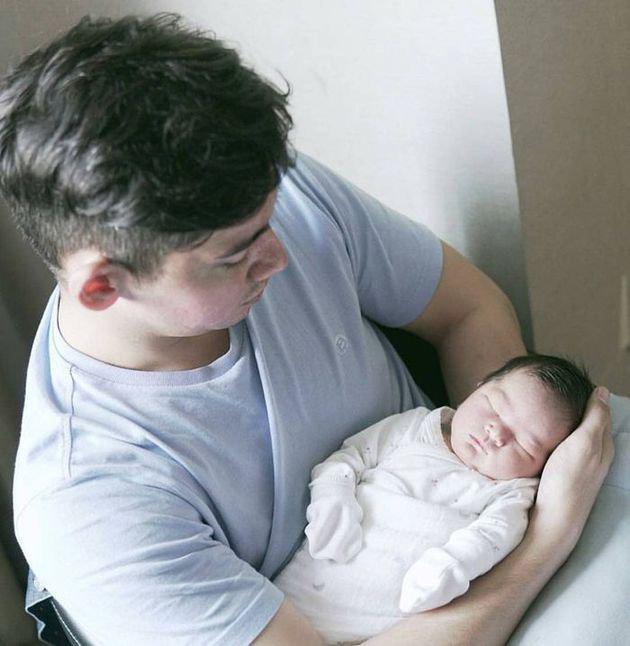Franda dan Samuel pun mengumumkan kelahiran Baby Zylvechia ini di akun Instagram masing-masing yang langsung saja dibanjiri ucapan selamat dari penggemar keduanya./instagram.com/zylvechiaecclesieheckenbucker