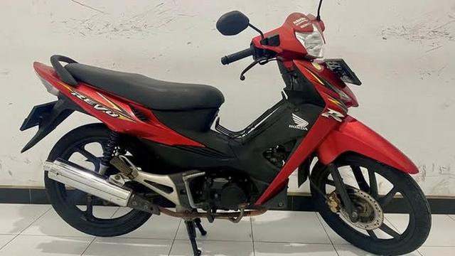 Honda Revo Generasi 1