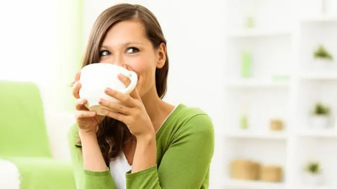 Minum teh / Copyright Shutterstock