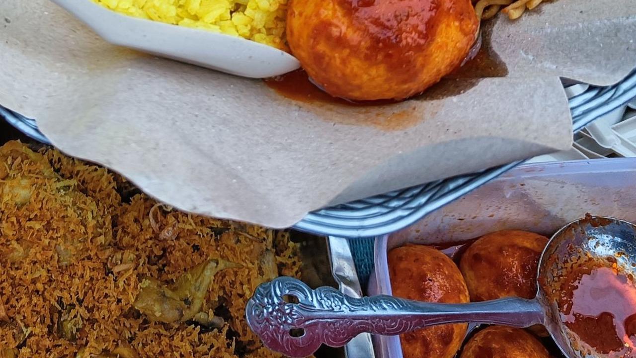 Jual Nasi Kuning Rp3.000 per Porsi, Rezeki Pengusaha Jusuf Hamka Justru Terus Bertambah