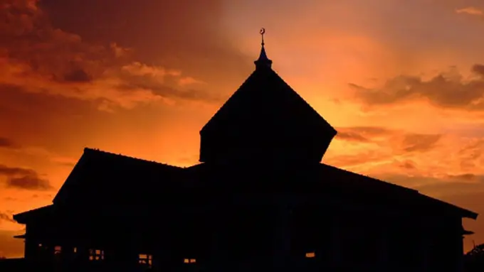 Waktu Buka Puasa Hari ke-19, 14 Juni 2017