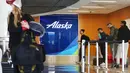 Lebih dari 300 penerbangan di Alaska dan United Airlines telah dibatalkan hari ini karena larangan terbang terhadap pesawat tersebut. (Mario Tama/Getty Images/AFP)