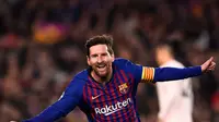 1. Lionel Messi (Barcelona) - 33 gol dan 13 assist (AFP/Josep Lago)