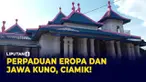 Lumajang memiliki sebuah masjid unik dengan arsitektur khas. Bangunan masjid representasikan paduan arsitektur eropa dan jawa kuno.