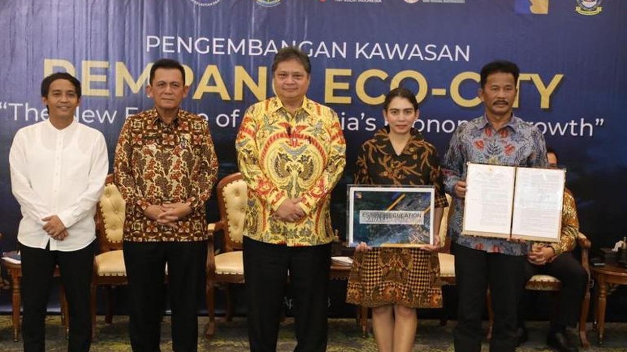 “Tetapi ini tidak dikomunikasikan dengan baik. Akhirnya menjadi masalah,” tutur Jokowi saat kunjungan di Pasar Kranggot, Cilegon, Banten, Selasa, 12 September 2023, dikutip dari Antara.