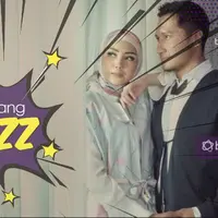 Kejadian kurang menyenangkan tengah menimpa keluarga Arie Untung dan Fenita Arie.