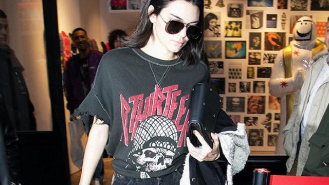 Grafitti Jeans Celana  Jeans yang Kekinian ala Kendall 